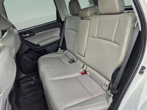 Used 2018 Subaru Forester 2.5i Limited AWD/4WD image 16