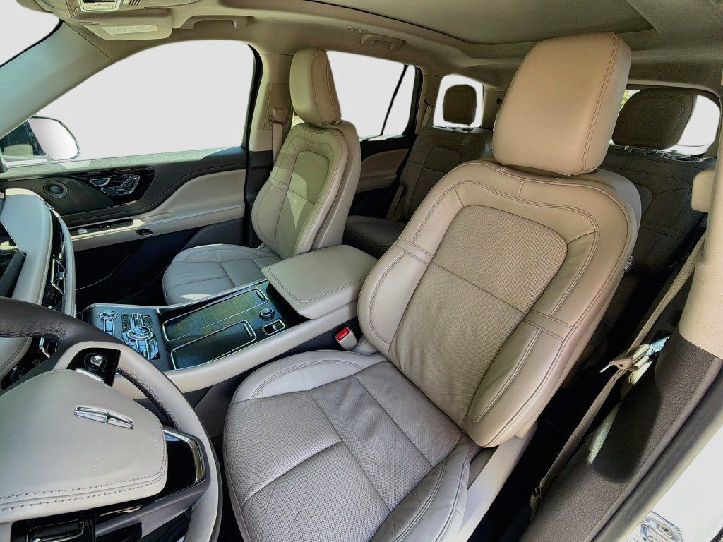 Used 2024 Lincoln Aviator Reserve w/ Elements Package Plus AWD/4WD image 24