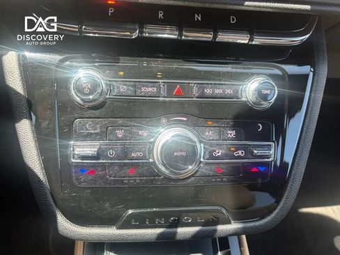 Used 2020 Lincoln Corsair Reserve FWD image 17