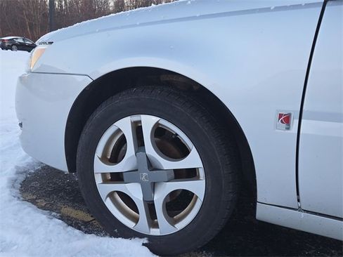 Used 2003 Saturn ION Level 3 image 2