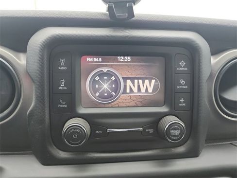 Used 2020 Jeep Gladiator Sport w/ Trailer Tow Package image 24