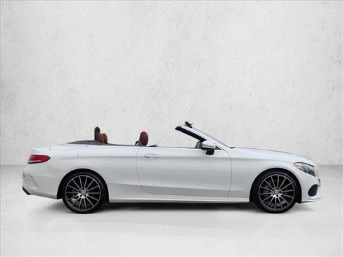 Used 2017 Mercedes-Benz C 300 C 300 image 4