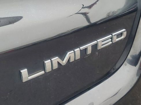 Used 2019 Jeep Compass Limited image 9