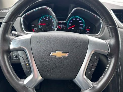 Used 2016 Chevrolet Traverse LT FWD image 11