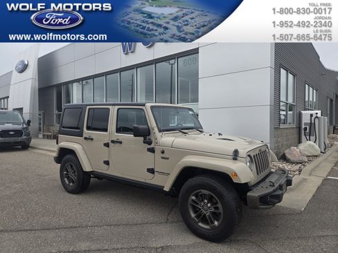 Used 2016 Jeep Wrangler Unlimited Sahara AWD/4WD image 1