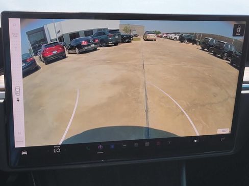 Used 2024 Tesla Model X AWD/4WD image 32