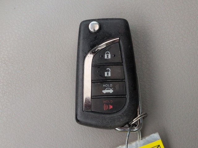 Used 2019 Toyota Camry SE FWD image 28