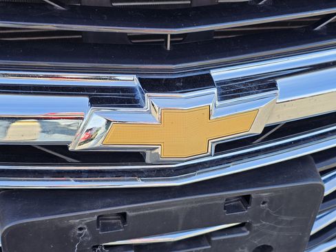 Used 2024 Chevrolet Malibu LT image 3