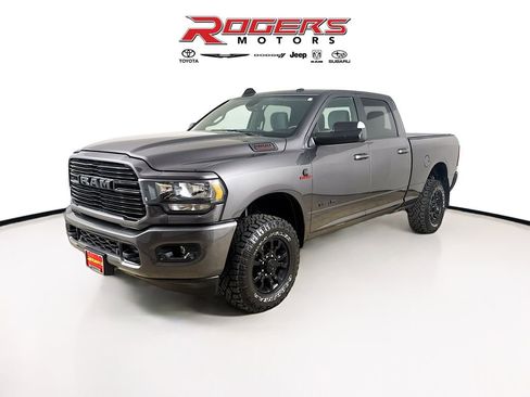Certified 2021 RAM 2500 Big Horn w/ Night Edition AWD/4WD image 3