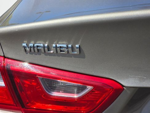 Used 2024 Chevrolet Malibu LT FWD image 31