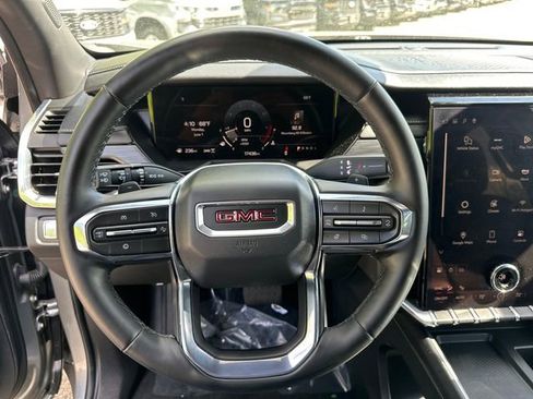 Used 2025 GMC Acadia Elevation AWD/4WD image 36