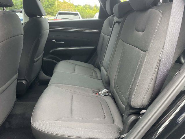 Certified 2024 Hyundai Tucson SE FWD image 9