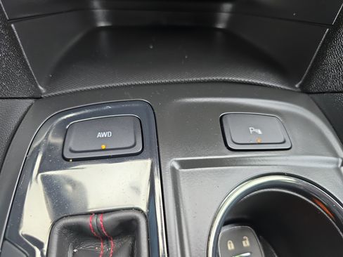 Used 2023 Chevrolet Equinox RS image 27