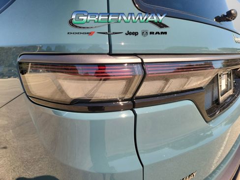 New 2026 Jeep Grand Wagoneer L Limited image 33