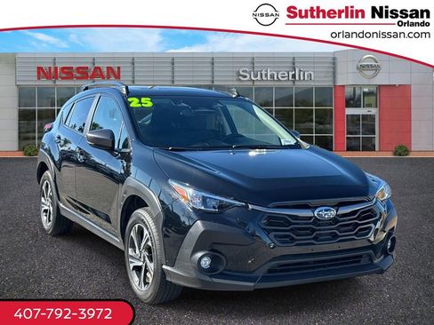 Used 2025 Subaru Crosstrek 2.0i Premium image 1