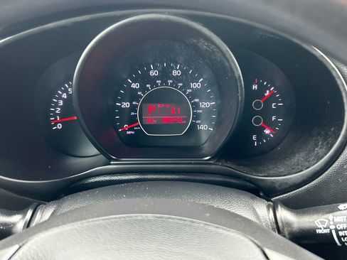 Used 2019 Kia Soul + image 21