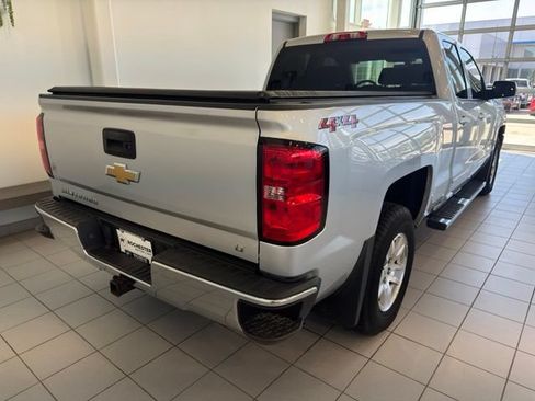 Used 2018 Chevrolet Silverado 1500 LT w/ All Star Edition AWD/4WD image 38