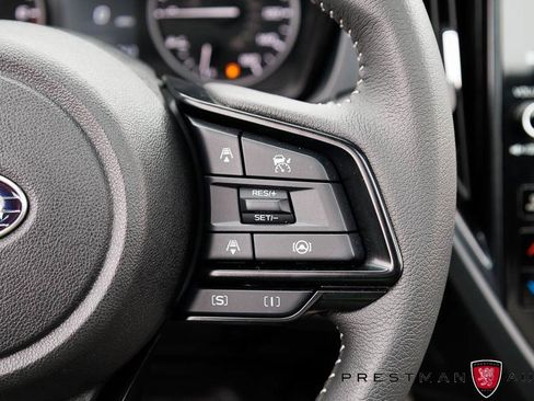 Used 2025 Subaru Forester Premium image 25