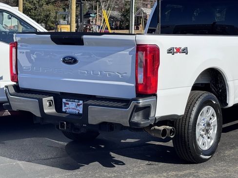 Used 2024 Ford F250 XLT image 42