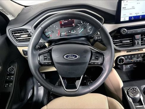 Used 2022 Ford Escape SEL AWD/4WD image 6