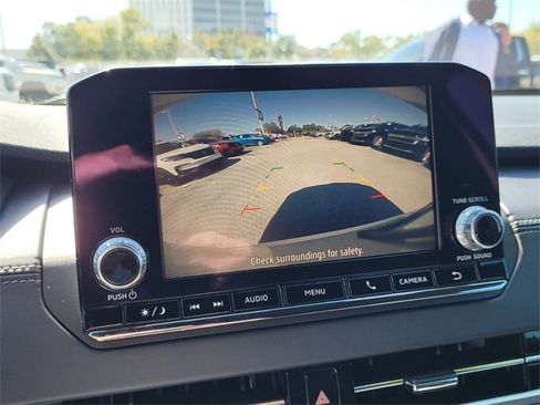 Used 2022 Mitsubishi Outlander SE image 26