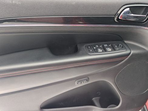 Used 2020 Jeep Grand Cherokee Trailhawk image 12