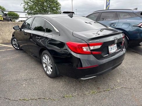 Used 2018 Honda Accord LX image 3