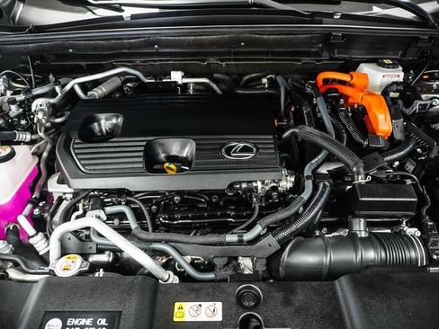 Certified 2025 Lexus NX 450h+ AWD w/ Accessory Package (Z2) image 27