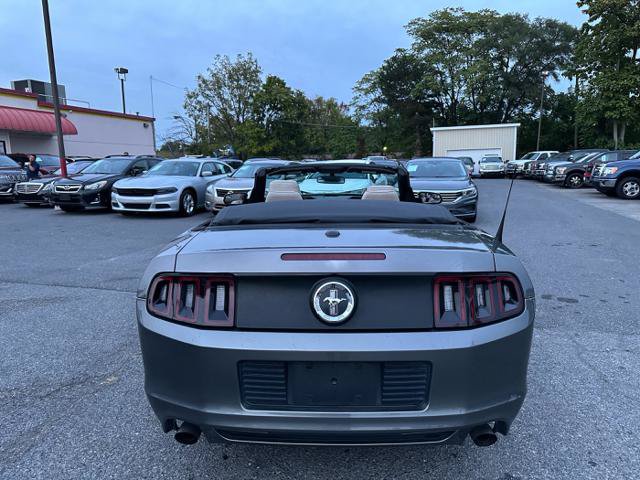 Used 2014 Ford Mustang Premium RWD image 6