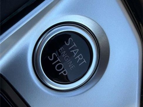 New 2025 Nissan Altima 2.5 SR image 16