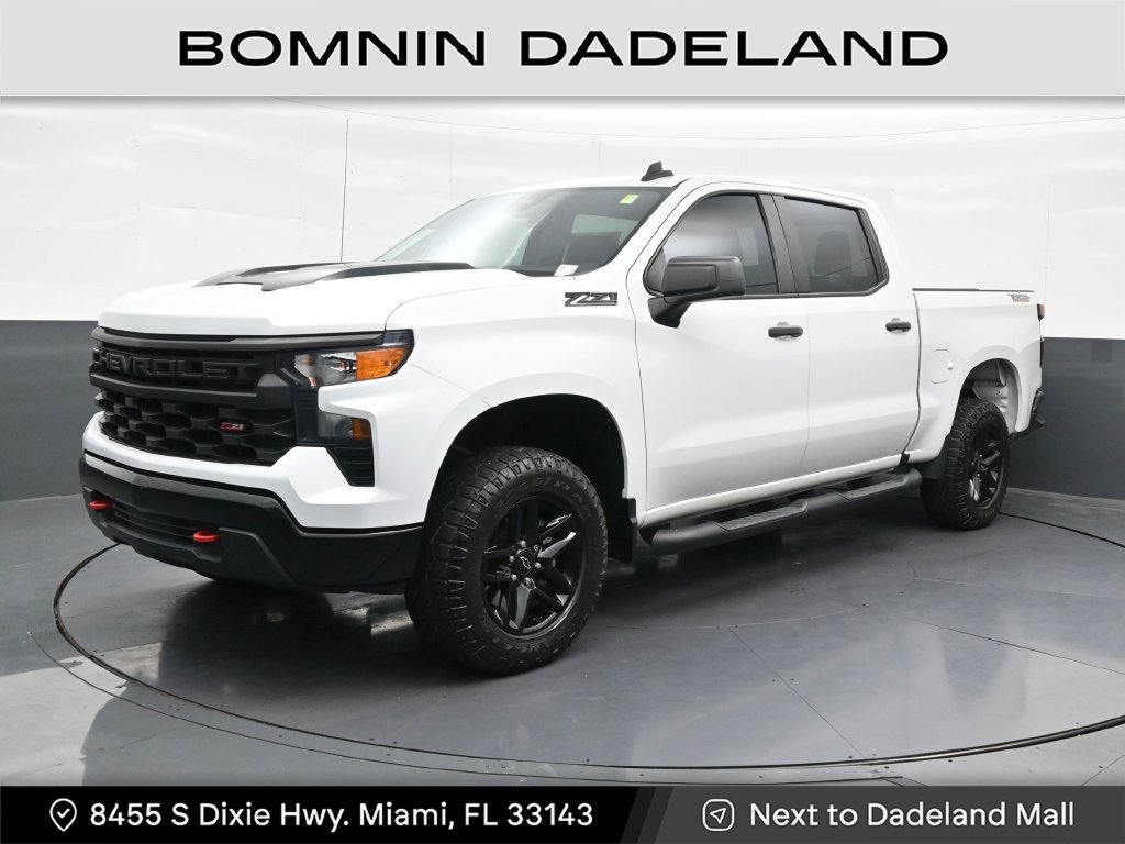 Used 2023 Chevrolet Silverado 1500 Custom Trail Boss w/ LPO, Dark Essentials Package AWD/4WD image 1