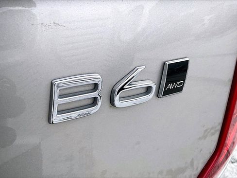 Used 2023 Volvo XC90 B6 Plus w/ Protection Package Premier image 24