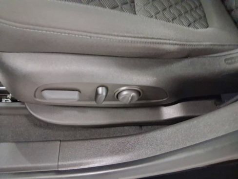 Used 2022 Chevrolet Blazer LT image 16