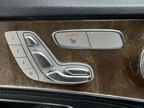Used 2015 Mercedes-Benz C 300 4MATIC Sedan image 42
