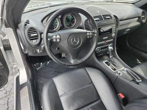 Used 2006 Mercedes-Benz SLK 55 AMG image 21