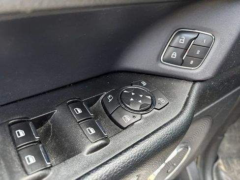 Used 2021 Ford Expedition Max Limited AWD/4WD image 15