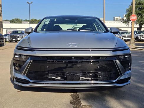 New 2025 Hyundai Sonata Limited image 7