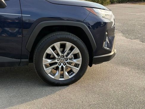 Used 2023 Toyota RAV4 XLE Premium image 8