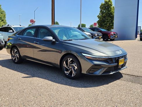 New 2025 Hyundai Elantra Sport w/ Cargo Package image 4