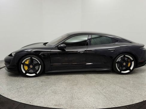 Used 2022 Porsche Taycan Turbo S image 2
