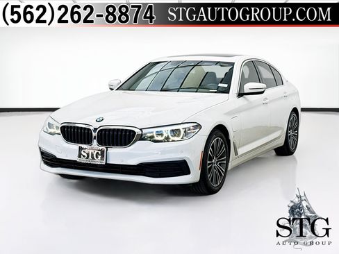 Used 2019 BMW 530e RWD image 1