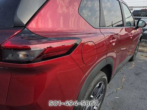 Used 2026 Nissan Rogue SV FWD image 10