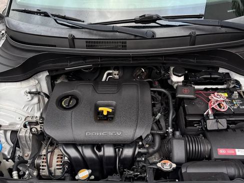 Used 2020 Kia Soul S FWD image 19