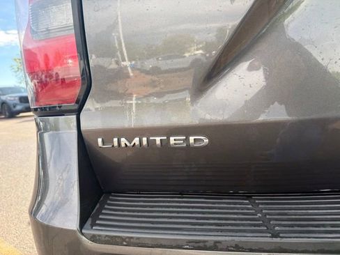 Used 2021 Ford Expedition Max Limited AWD/4WD image 12