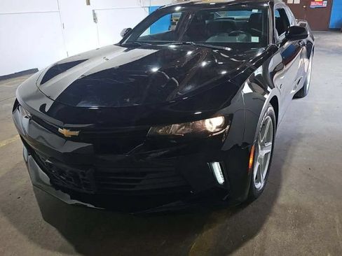 Used 2017 Chevrolet Camaro LT RWD image 1
