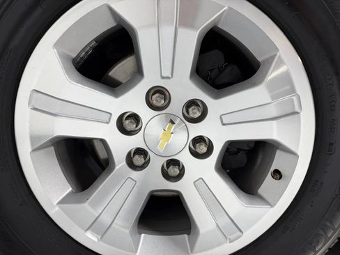 Used 2014 Chevrolet Silverado 1500 LTZ Z71 w/ LTZ Plus Package AWD/4WD image 8