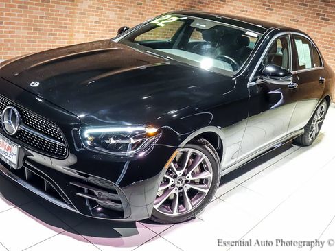 Used 2022 Mercedes-Benz E 450 4MATIC Sedan image 5