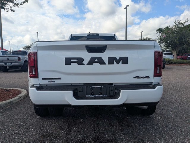 New 2026 RAM 3500 Big Horn AWD/4WD image 5