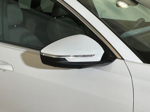 New 2025 Audi Q5 Premium Plus image 24