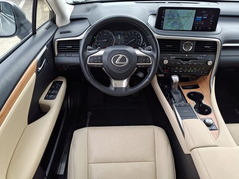 Used 2021 Lexus RX 350L Premium w/ Premium Package AWD/4WD image 12